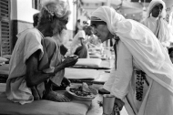 15 câu nói của Mẹ Teresa đáng lấy làm châm ngôn sống